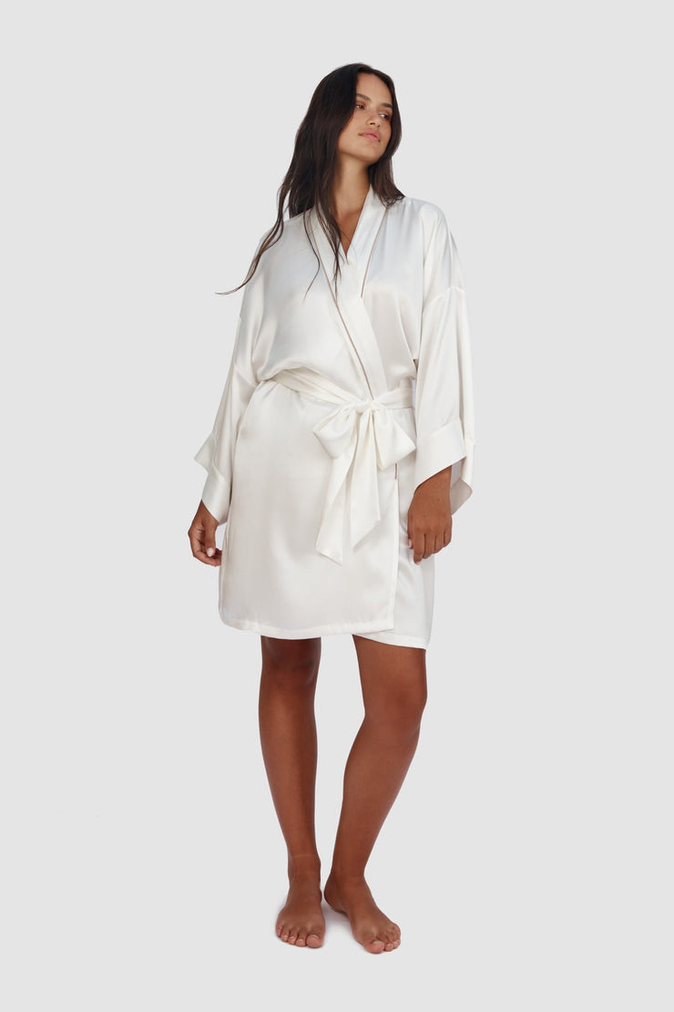Opulence Robe | Pearl